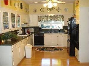 3rd image of 3431 Old Mooringsport Rd