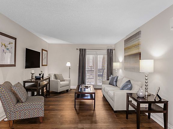 4th image of 1100 Oakbridge Pkwy APT 6