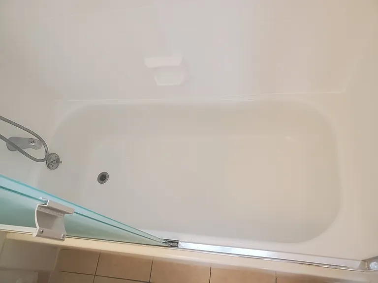 1128 Raymond Ave #6 — Photo 8