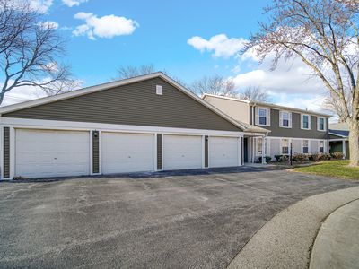 745 Candleridge Ct APT B-2, Bartlett, IL, 60103