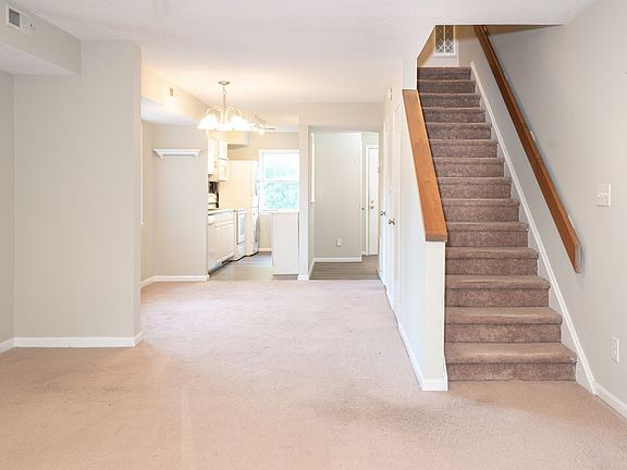 2nd image of 127 Kingsbury Dr