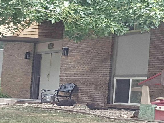 5th image of 309 E Highline Cir APT 305