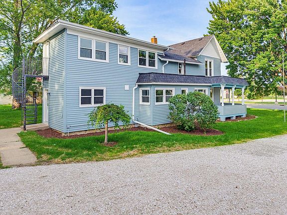 2nd image of 125 Parkview DRIVE