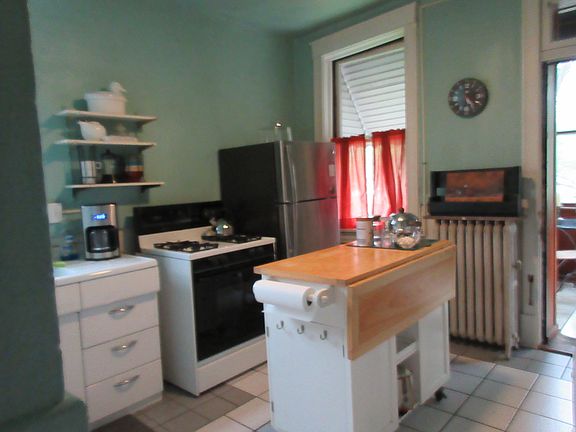 5th image of 6936 W Park Ave