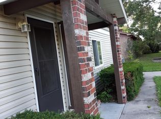 2405 S Kendallwood Rd, Columbia, MO 65203