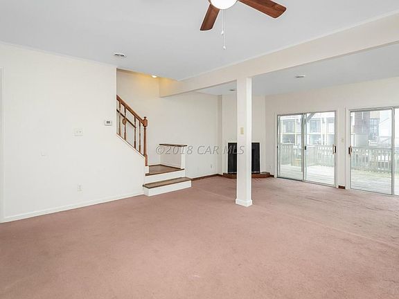 Dining room/living room