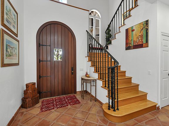 4th image of 1007 N Atlantic Dr