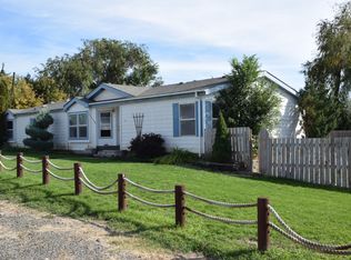 408 W 3rd Ave, Kittitas, WA 98934