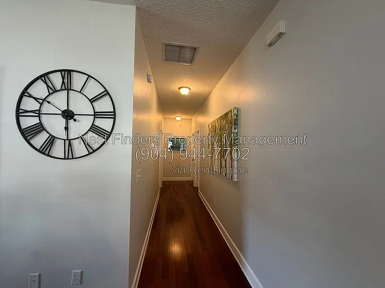 3886 Walsh St — Photo 16