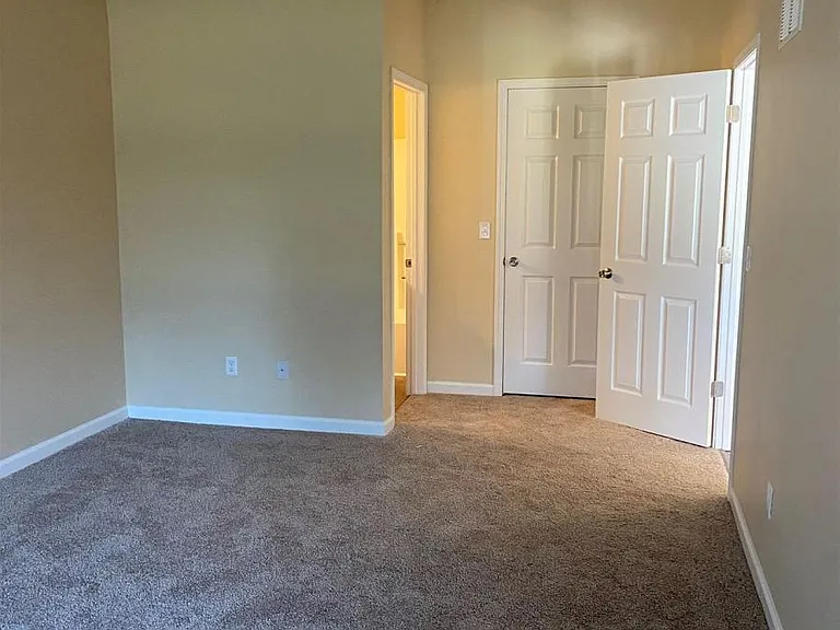 Bedroom_2
