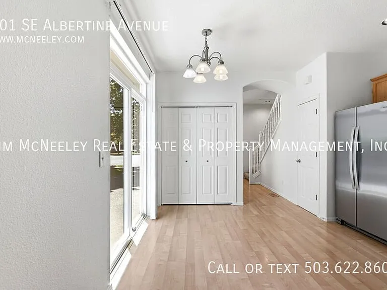 901 SE Albertine St — Photo 12
