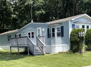 85 Erin Dr, Plainfield, CT 06374