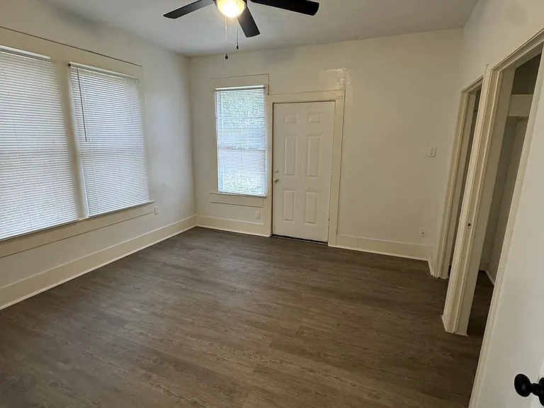 102 Wilson St — Photo 18