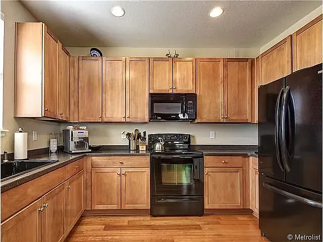 6397 S Xanadu Way — Photo 3