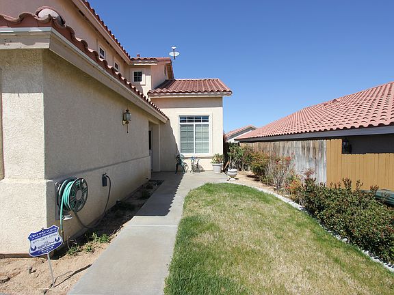 3rd image of 17622 Electra Dr
