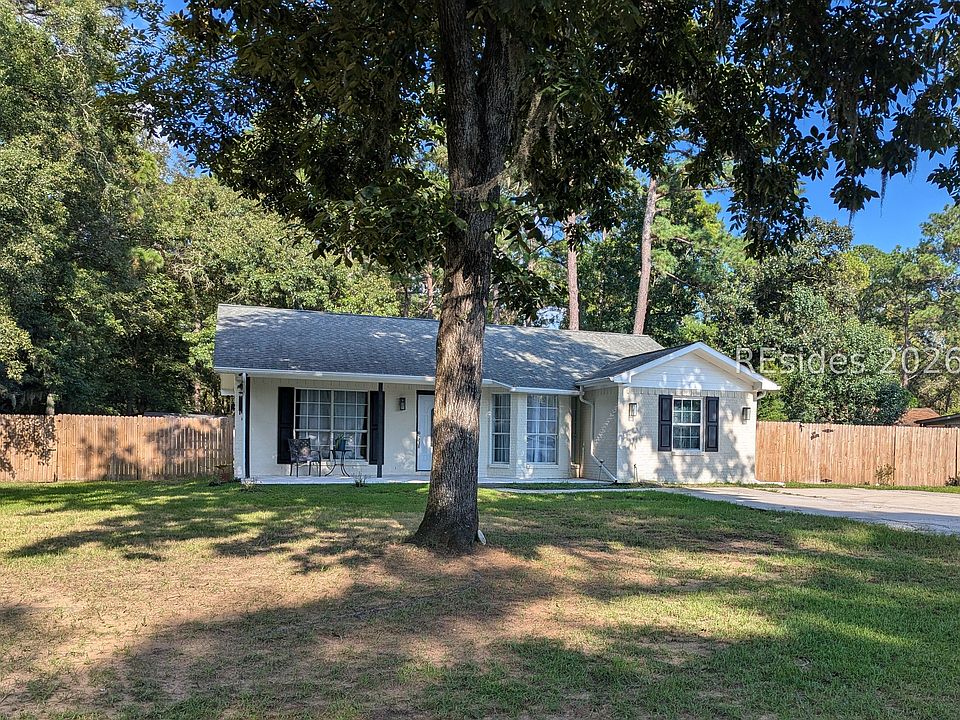 1st image of 212 Middle Rd