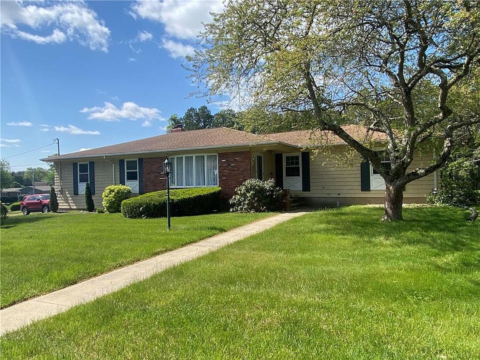 22 Oakhurst Dr, Smithfield, RI 02828 Zillow