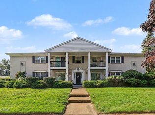 6537 Woodhall Dr APT 2, Sylvania, OH 43560