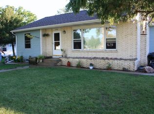 1938 4th St, Nevada, IA 50201