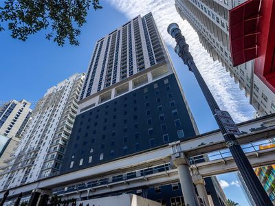 227 NE 2nd St #2408, Miami, FL, 33132