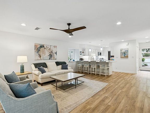 3rd image of 3211 Sea Marsh Rd