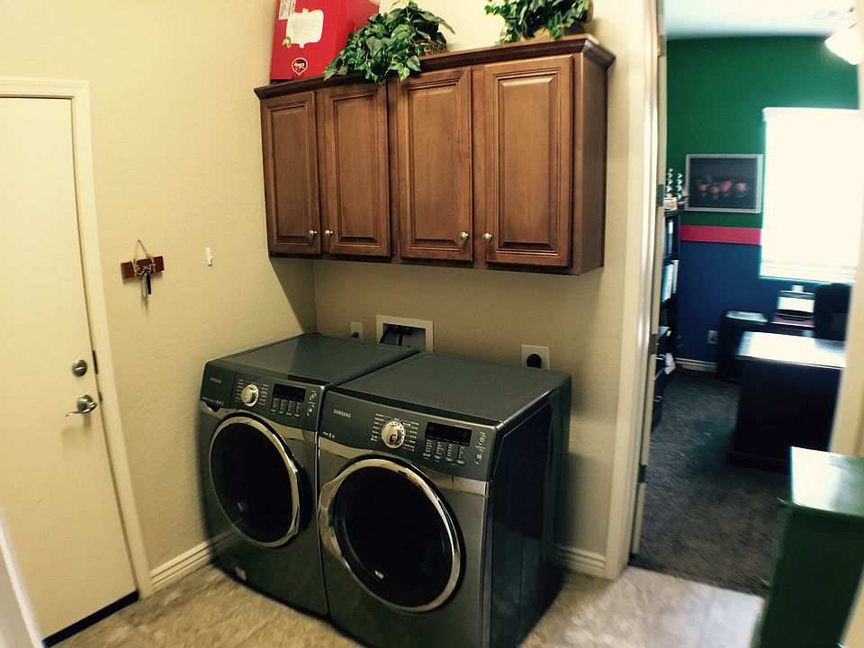 2nd image of 13563 S 177th Ln