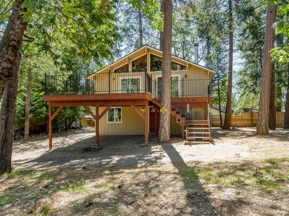 5502 Begonia Dr, Pollock Pines, CA 95726