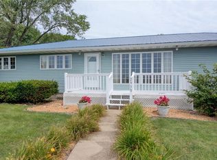 2930 W Hickory Point Rd, Decatur, IL 62526