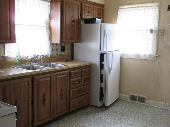 5th image of 1217 Mifflin Ave
