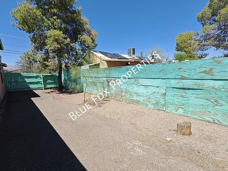 3318 E Bellevue St #B — Photo 39