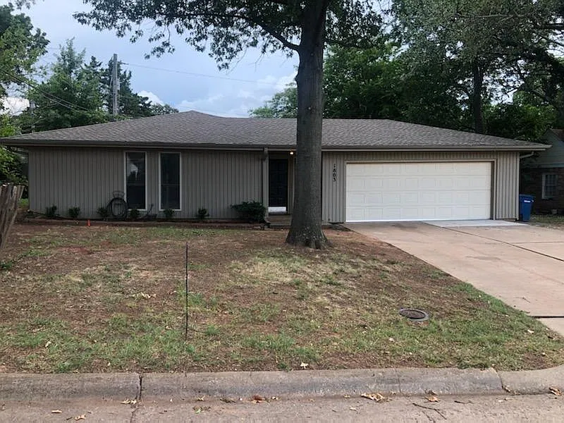 1803 W Sunset Dr