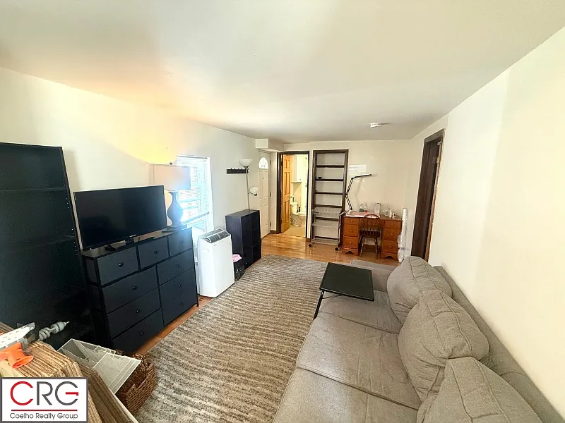 1 bed, 575 sqft, $1,650 — Photo 3