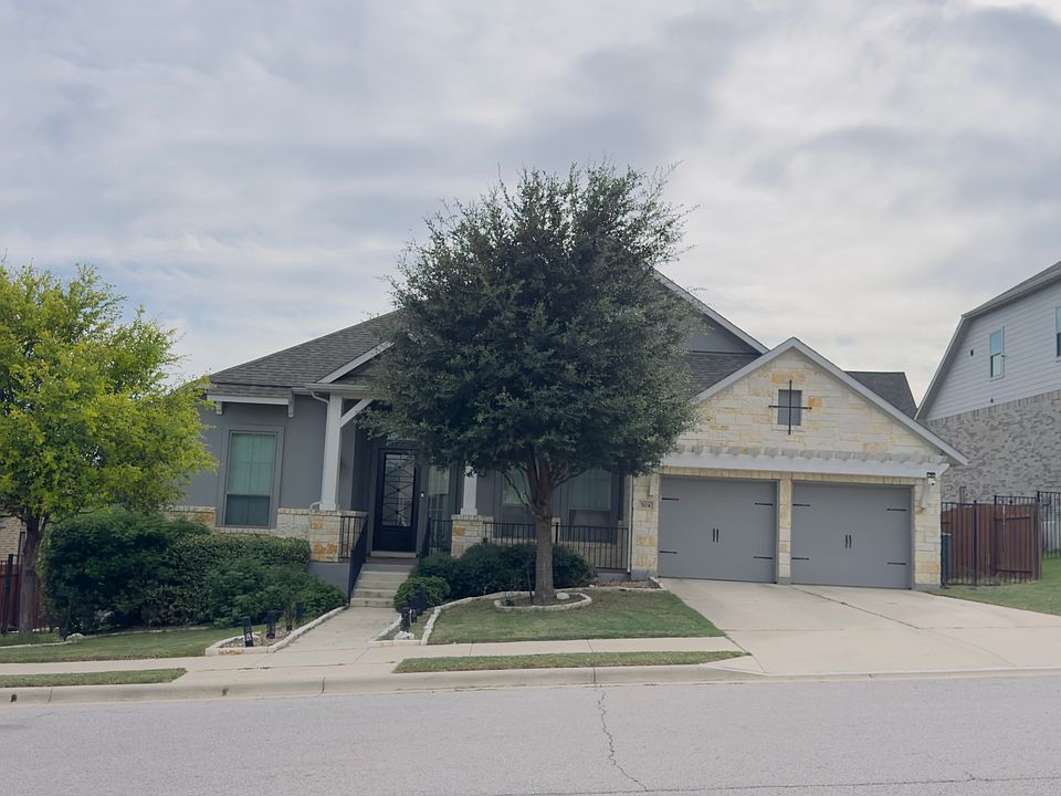 1st image of 504 Montalcino Ln