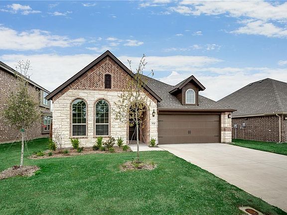 2nd image of 3524 Sequoia Ln