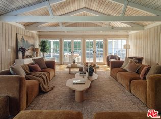 2 Eucalyptus Ln, Rolling Hills, CA 90274