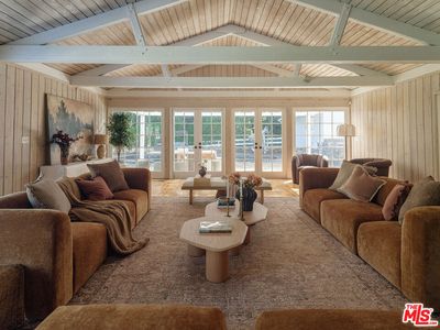 2 Eucalyptus Ln, Rolling Hills, CA, 90274