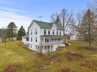 3905 Eager Rd, Howell, MI 48855