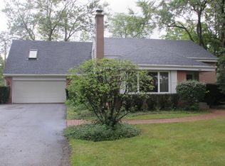 1000 Huckleberry Ln, Glenview, IL