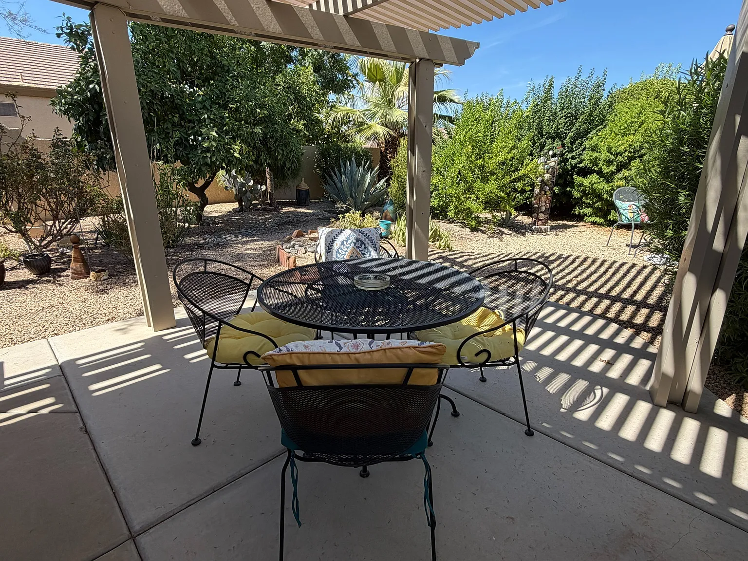 2 bed, 1112 sqft, $3,200 — Photo 3