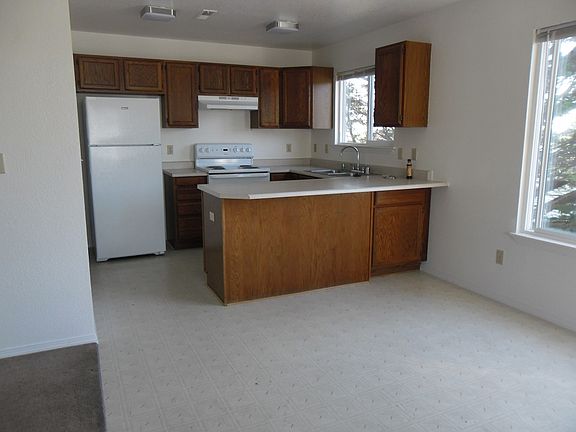2nd image of 1774 A St APT 2