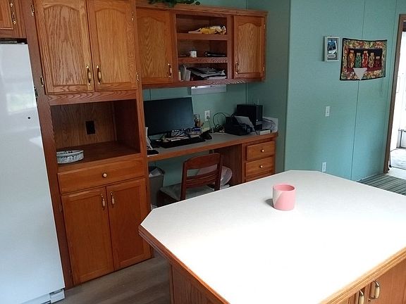 4th image of 2726 Birch Lot 24