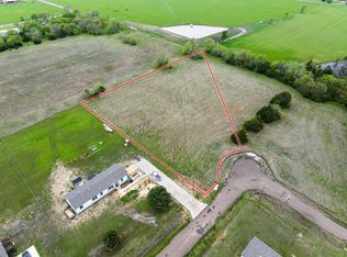 210 Fisher St, Bonham, TX 75418