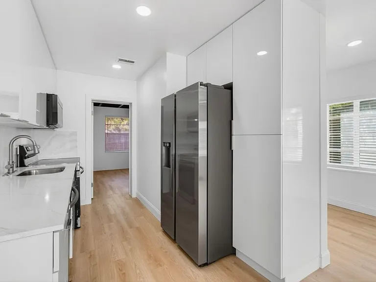 608 Fairfax Rd — Photo 23