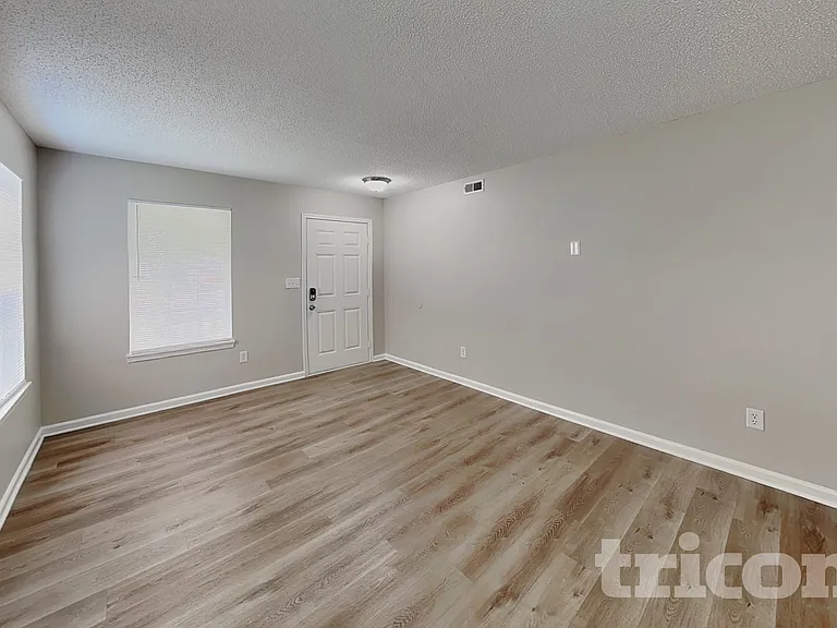 5635 High Timber Ln — Photo 3