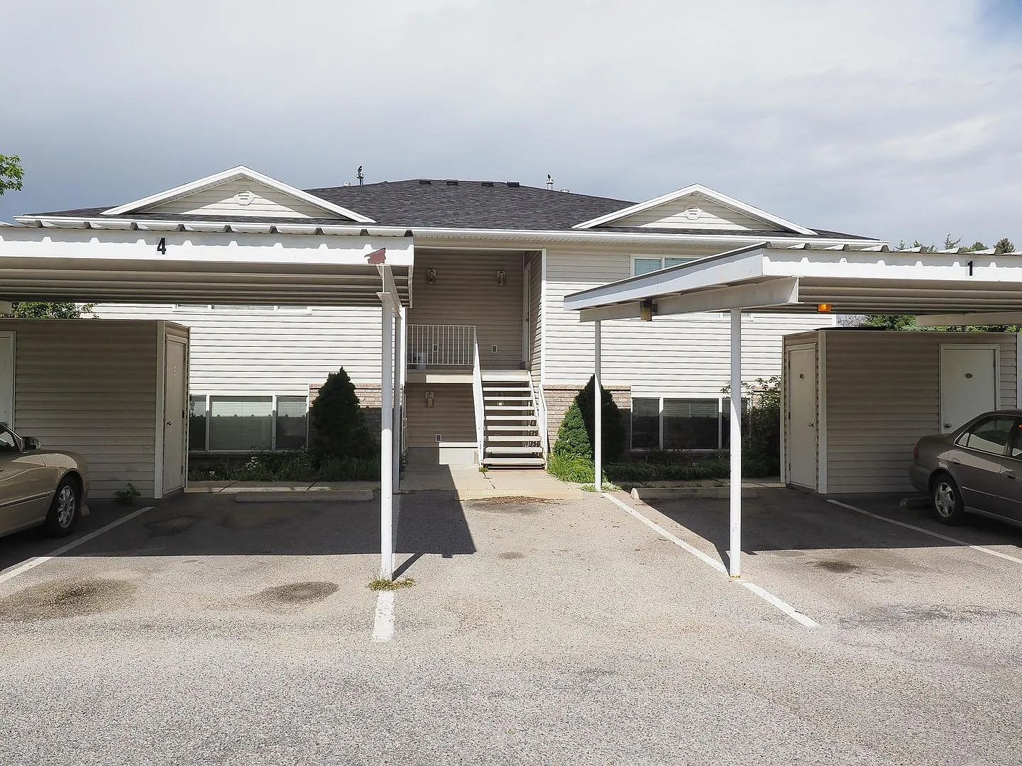 Res_Brimley_1445 — Photo 1