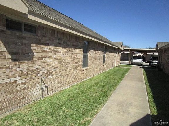3rd image of 2401 Moonlight Ln