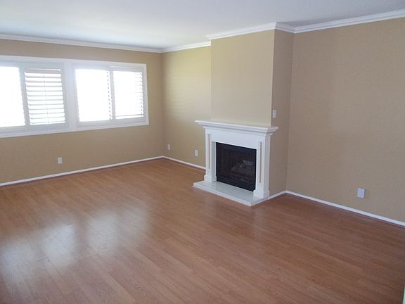 3rd image of 31 Seabird Ct #1