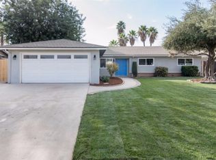 2445 S Hall St, Visalia, CA 93277