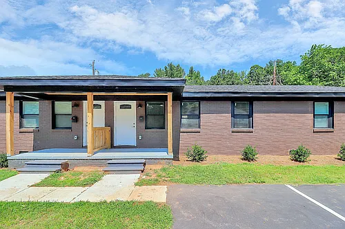 1405 Catherine Simmons Ave #1 Photo 1