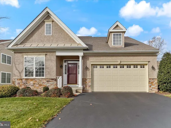 127 Reynolds Ln, West Grove, PA 19390